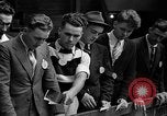 Standbild kanadische Volk Toronto Ontario Kanada, 1940, aus Sekunde 34 historischem Filmmaterial Videoclip 65675046157