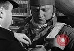 Image parachutistes Lakehurst New Jersey USA, 1941, de la seconde 11 séquences d'archives historiques vidéo 65675046181
