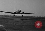 Image parachutistes Lakehurst New Jersey USA, 1941, de la seconde 18 séquences d'archives historiques vidéo 65675046181