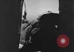 Image parachutistes Lakehurst New Jersey USA, 1941, de la seconde 26 séquences d'archives historiques vidéo 65675046181