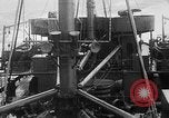 Immagine di US convoglio di navi da trasporto e cacciatorpediniere Reykjavík Islanda, 1941, secondo 12 filmato di repertorio 65675046186