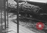 Immagine di US convoglio di navi da trasporto e cacciatorpediniere Reykjavík Islanda, 1941, secondo 22 filmato di repertorio 65675046186
