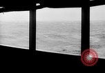 Immagine di US convoglio di navi da trasporto e cacciatorpediniere Reykjavík Islanda, 1941, secondo 23 filmato di repertorio 65675046186