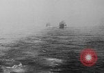 Immagine di US convoglio di navi da trasporto e cacciatorpediniere Reykjavík Islanda, 1941, secondo 34 filmato di repertorio 65675046186