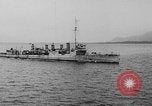 Immagine di US convoglio di navi da trasporto e cacciatorpediniere Reykjavík Islanda, 1941, secondo 41 filmato di repertorio 65675046186