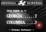 Image match de football New York United States USA, 1941, de la seconde 6 séquences d'archives historiques vidéo 65675046190