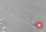 Image match de football New York United States USA, 1941, de la seconde 21 séquences d'archives historiques vidéo 65675046190