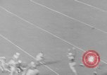 Image match de football New York United States USA, 1941, de la seconde 22 séquences d'archives historiques vidéo 65675046190