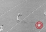 Image match de football New York United States USA, 1941, de la seconde 25 séquences d'archives historiques vidéo 65675046190