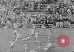 Image match de football New York United States USA, 1941, de la seconde 31 séquences d'archives historiques vidéo 65675046190