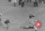 Standbild Fußballspiel Baltimore Maryland USA, 1941, aus Sekunde 8 historischem Filmmaterial Videoclip 65675046191