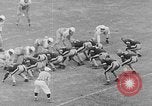 Standbild Fußballspiel Baltimore Maryland USA, 1941, aus Sekunde 14 historischem Filmmaterial Videoclip 65675046191