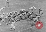 Standbild Fußballspiel Baltimore Maryland USA, 1941, aus Sekunde 16 historischem Filmmaterial Videoclip 65675046191