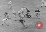 Standbild Fußballspiel Baltimore Maryland USA, 1941, aus Sekunde 18 historischem Filmmaterial Videoclip 65675046191