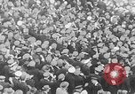 Standbild Fußballspiel Baltimore Maryland USA, 1941, aus Sekunde 24 historischem Filmmaterial Videoclip 65675046191
