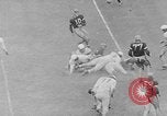 Standbild Fußballspiel Baltimore Maryland USA, 1941, aus Sekunde 36 historischem Filmmaterial Videoclip 65675046191