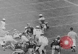 Standbild Fußballspiel Baltimore Maryland USA, 1941, aus Sekunde 56 historischem Filmmaterial Videoclip 65675046191