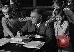 Standbild Präsident Franklin D Roosevelt Hyde Park New York USA, 1936, aus Sekunde 32 historischem Filmmaterial Videoclip 65675046210
