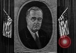 Standbild Poster von Präsident Franklin Roosevelt Philadelphia Pennsylvania USA, 1940, aus Sekunde 8 historischem Filmmaterial Videoclip 65675046214