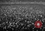 Standbild Poster von Präsident Franklin Roosevelt Philadelphia Pennsylvania USA, 1940, aus Sekunde 19 historischem Filmmaterial Videoclip 65675046214
