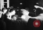 Standbild Abkommen über die Internationale Zivilluftfahrt Chicago Illinois USA, 1944, aus Sekunde 23 historischem Filmmaterial Videoclip 65675046225