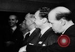 Standbild Abkommen über die Internationale Zivilluftfahrt Chicago Illinois USA, 1944, aus Sekunde 37 historischem Filmmaterial Videoclip 65675046225