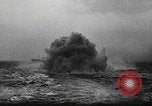 Immagine di Convoglio inglese salvataggi di marinai tedeschi Mare del Nord, 1940, secondo 15 filmato di repertorio 65675046229