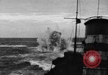 Immagine di Convoglio inglese salvataggi di marinai tedeschi Mare del Nord, 1940, secondo 21 filmato di repertorio 65675046229