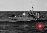 Immagine di Convoglio inglese salvataggi di marinai tedeschi Mare del Nord, 1940, secondo 33 filmato di repertorio 65675046229