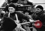 Immagine di Convoglio inglese salvataggi di marinai tedeschi Mare del Nord, 1940, secondo 48 filmato di repertorio 65675046229
