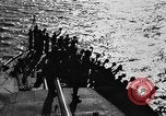 Immagine di Convoglio inglese salvataggi di marinai tedeschi Mare del Nord, 1940, secondo 61 filmato di repertorio 65675046229