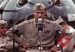 Immagine di US Army Air Forces Maggiore Robert Morgan United States USA, 1943, secondo 3 filmato di repertorio 65675046274
