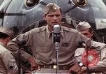 Immagine di US Army Air Forces Maggiore Robert Morgan United States USA, 1943, secondo 19 filmato di repertorio 65675046274