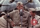 Immagine di US Army Air Forces Maggiore Robert Morgan United States USA, 1943, secondo 37 filmato di repertorio 65675046274