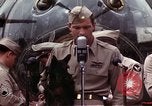 Immagine di US Army Air Forces Maggiore Robert Morgan United States USA, 1943, secondo 55 filmato di repertorio 65675046274