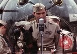 Immagine di US Army Air Forces Maggiore Robert Morgan United States USA, 1943, secondo 61 filmato di repertorio 65675046274