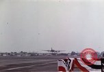 Standbild Memphis Belle summt Airfield United States USA, 1943, aus Sekunde 7 historischem Filmmaterial Videoclip 65675046275