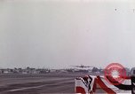 Standbild Memphis Belle summt Airfield United States USA, 1943, aus Sekunde 8 historischem Filmmaterial Videoclip 65675046275