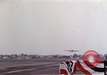 Standbild Memphis Belle summt Airfield United States USA, 1943, aus Sekunde 9 historischem Filmmaterial Videoclip 65675046275
