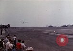 Standbild Memphis Belle summt Airfield United States USA, 1943, aus Sekunde 11 historischem Filmmaterial Videoclip 65675046275