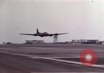 Standbild Memphis Belle summt Airfield United States USA, 1943, aus Sekunde 16 historischem Filmmaterial Videoclip 65675046275