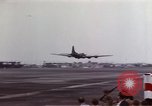 Standbild Memphis Belle summt Airfield United States USA, 1943, aus Sekunde 20 historischem Filmmaterial Videoclip 65675046275