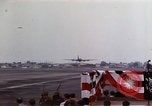 Standbild Memphis Belle summt Airfield United States USA, 1943, aus Sekunde 22 historischem Filmmaterial Videoclip 65675046275