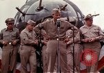 Standbild Memphis Belle Bassingbourn England, 1943, aus Sekunde 51 historischem Filmmaterial Videoclip 65675046276