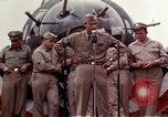 Standbild Memphis Belle Bassingbourn England, 1943, aus Sekunde 53 historischem Filmmaterial Videoclip 65675046276