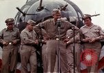 Standbild Memphis Belle Bassingbourn England, 1943, aus Sekunde 58 historischem Filmmaterial Videoclip 65675046276