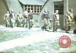 Immagine di B-17 equipaggio briefing Teatro europeo, 1943, secondo 3 filmato di repertorio 65675046289