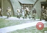 Immagine di B-17 equipaggio briefing Teatro europeo, 1943, secondo 4 filmato di repertorio 65675046289