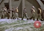 Immagine di B-17 equipaggio briefing Teatro europeo, 1943, secondo 20 filmato di repertorio 65675046289