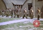 Immagine di B-17 equipaggio briefing Teatro europeo, 1943, secondo 24 filmato di repertorio 65675046289